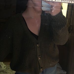 Semi cropped cardigan